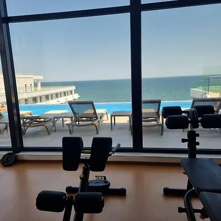 아파트 Infinity Pool & Premium - Private Parking
