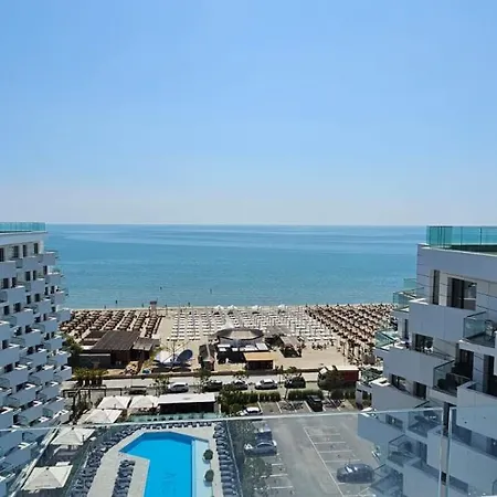 Infinity Pool & Premium - Private Parking 아파트