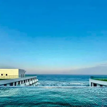 Infinity Pool & Premium - Private Parking