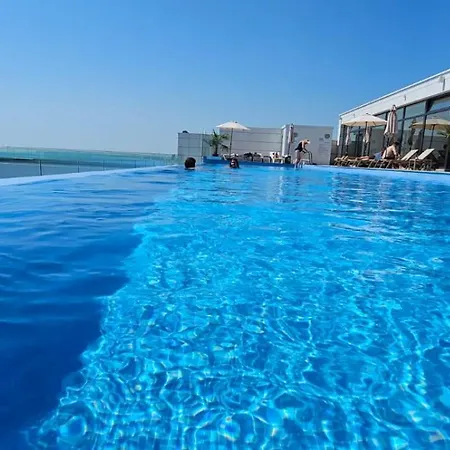 شقة Infinity Pool & Premium - Private Parking *